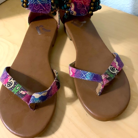 Sandals with colorful beading detail ankle strap - Picture 2 of 6
